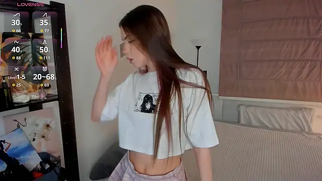 Snapshot of BlissShade chatting on 2, 12, 2025 BlissShade online show from 2, 12, 2025