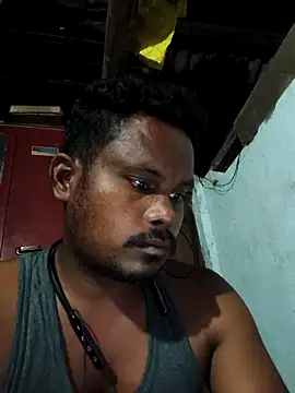 Snapshot of MalickKai chatting on 6, 10, 2025 MalickKai online show from 6, 10, 2025