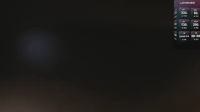 Snapshot of ElleGold chatting on 23, 10, 2025 ElleGold online show from 23, 10, 2025