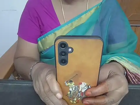 Snapshot of Tamil_Divyaa chatting on 6, 10, 2025 Tamil Divyaa online show from 6, 10, 2025