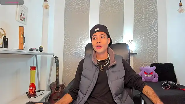 Snapshot of JacobBlackwell_ chatting on 27, 10, 2025 JacobBlackwell online show from 27, 10, 2025