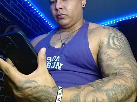 jordan bigcock  online show from 30, 10, 2025