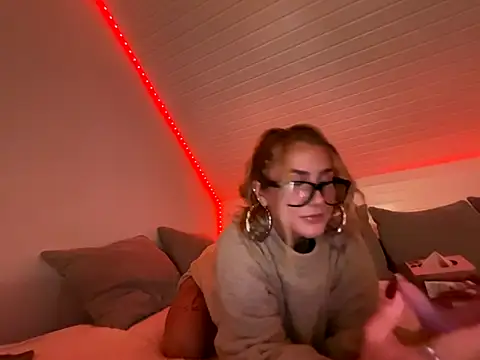 goddesemiiyy online show from 2, 11, 2025