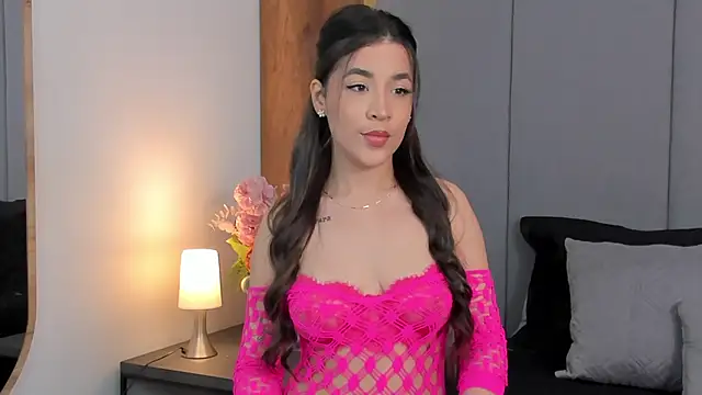 Snapshot of AryBlair chatting on 10, 10, 2025 AryBlair online show from 10, 10, 2025