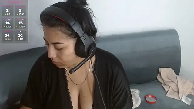 Snapshot of mariam_ferrer chatting on 14, 10, 2025 mariam ferrer online show from 14, 10, 2025