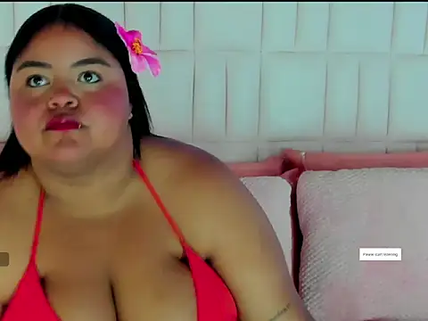 LunaaBlaze online show from 9, 11, 2025