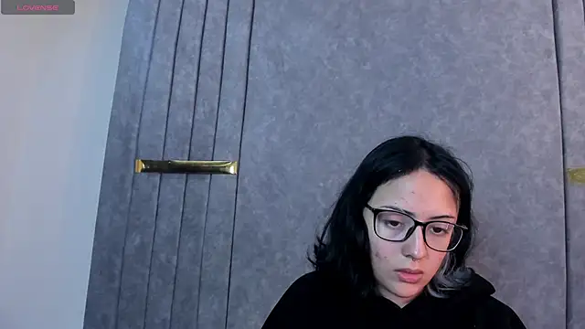 Mythical Girl online show from 18, 10, 2025