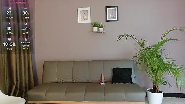 ZahraMilf online show from 7, 1, 2026