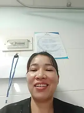 Snapshot of ladzy_sexy chatting on 19, 7, 2026 ladzy sexy online show from 19, 7, 2026