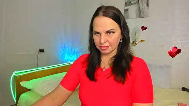 Snapshot of MIRAA_LUV chatting on 22, 4, 2026 MIRAA LUV online show from 22, 4, 2026
