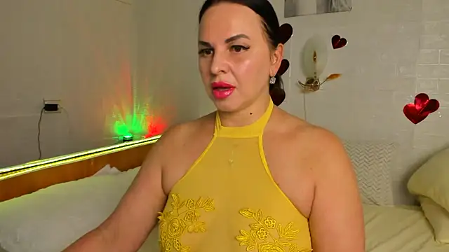 Snapshot of MIRAA_LUV chatting on 21, 5, 2026 MIRAA LUV online show from 21, 5, 2026