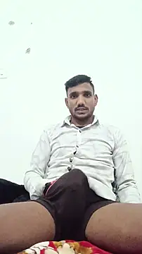 Snapshot of BiggerDickGuy chatting on 1, 2, 2026 BiggerDickGuy online show from 1, 2, 2026