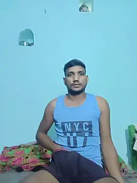 Snapshot of BiggerDickGuy chatting on 6, 4, 2026 BiggerDickGuy online show from 6, 4, 2026