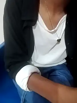 Snapshot of Mahi677 chatting on 16, 11, 2025 Mahi677 online show from 16, 11, 2025