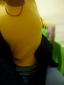 Snapshot of Mahi677 chatting on 22, 11, 2025 Mahi677 online show from 22, 11, 2025