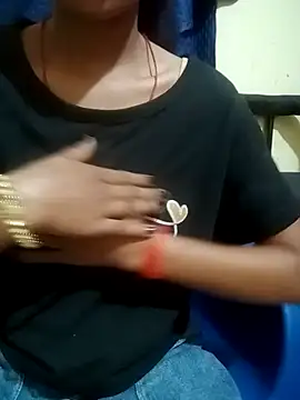 Snapshot of Mahi677 chatting on 24, 11, 2025 Mahi677 online show from 24, 11, 2025