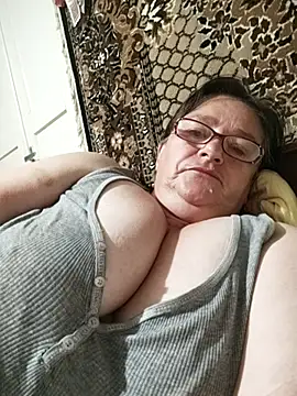 Snapshot of MilaCold5443 chatting on 17, 7, 2026 MilaCold5443 online show from 17, 7, 2026