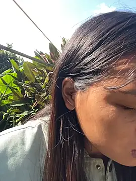 hello-cute online show from 14, 11, 2025