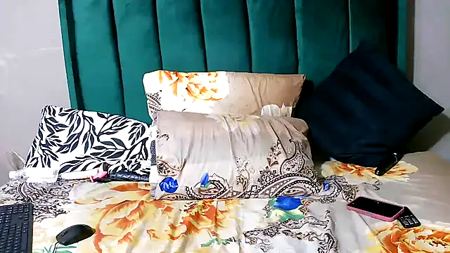 DeliciousBoobsx25 online show from 26, 10, 2025