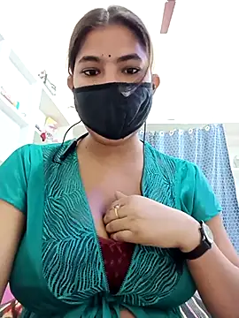 Snapshot of Hot_radhaji chatting on 23, 4, 2026 Hot radhaji online show from 23, 4, 2026