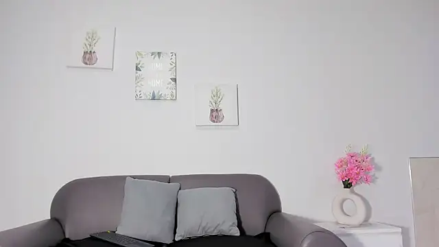 susan hotmilf online show from 17, 10, 2025