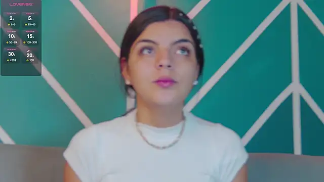 Aranzza Ross online show from 9, 1, 2026