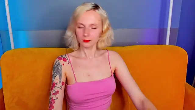 LikiLips online show from 7, 3, 2026