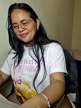 Snapshot of Miss__kendra_ chatting on 1, 11, 2025 Miss kendra online show from 1, 11, 2025