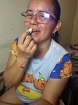 Snapshot of Miss__kendra_ chatting on 28, 11, 2025 Miss kendra online show from 28, 11, 2025