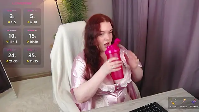 IvorySnowW online show from 19, 11, 2025