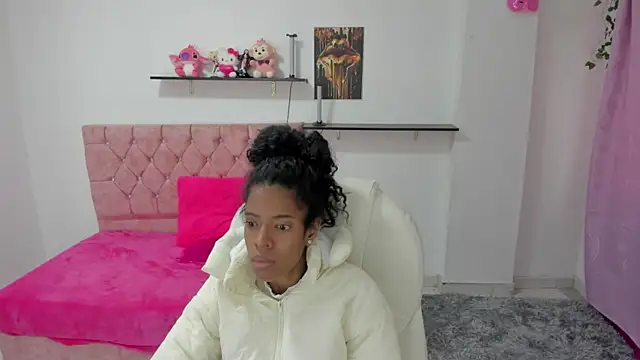 thianahorny online show from 12, 1, 2026