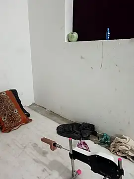 Snapshot of Jahnvi_Kapoor chatting on 27, 10, 2025 Jahnvi Kapoor online show from 27, 10, 2025