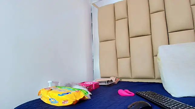 hannah teehn online show from 14, 11, 2025