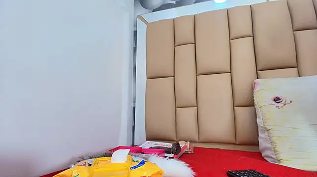 hannah teehn online show from 2, 12, 2025