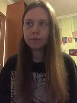 Snapshot of LunaVirelle chatting on 7, 5, 2026 LunaVirelle online show from 7, 5, 2026