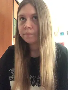Snapshot of LunaVirelle chatting on 22, 7, 2026 LunaVirelle online show from 22, 7, 2026