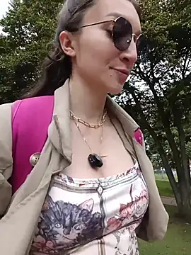 Lucy colee online show from 16, 2, 2026