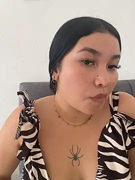 Vicky bloonde online show from 15, 10, 2025