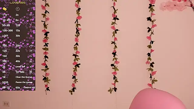 Snapshot of Ashleyroys_111 chatting on 15, 2, 2026 Ashleyroys 111 online show from 15, 2, 2026