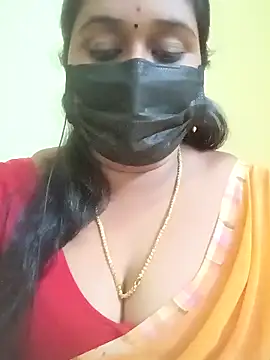 Snapshot of tamil-mala23 chatting on 6, 11, 2025 tamil-mala23 online show from 6, 11, 2025