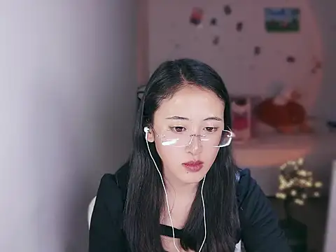 Queena  online show from 7, 1, 2026