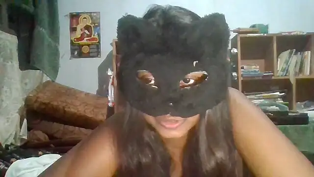 Nora-2003 online show from 15, 4, 2026