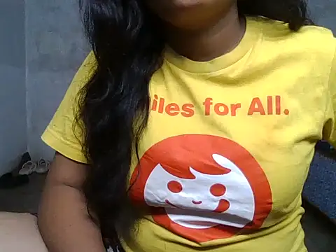 Snapshot of manju_02 chatting on 4, 11, 2025 manju 02 online show from 4, 11, 2025