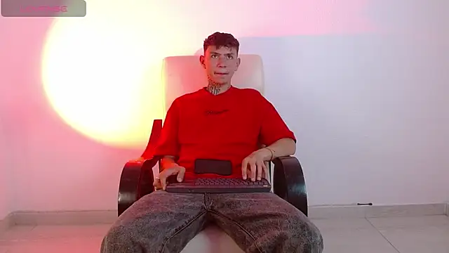 hot teo  online show from 16, 4, 2026