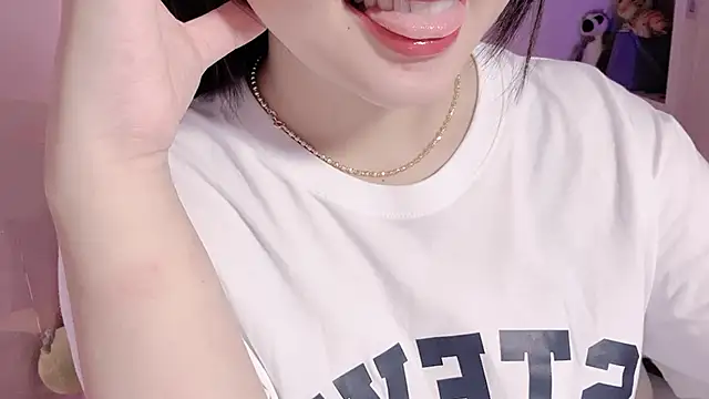 Snapshot of BeChinh_Lee chatting on 28, 6, 2026 BeChinh Lee online show from 28, 6, 2026