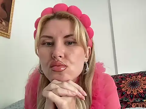 Snapshot of Ilymaris chatting on 10, 2, 2026 Ilymaris online show from 10, 2, 2026