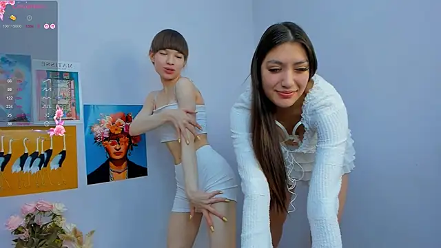 Snapshot of PearlMystic chatting on 19, 10, 2025 PearlMystic online show from 19, 10, 2025