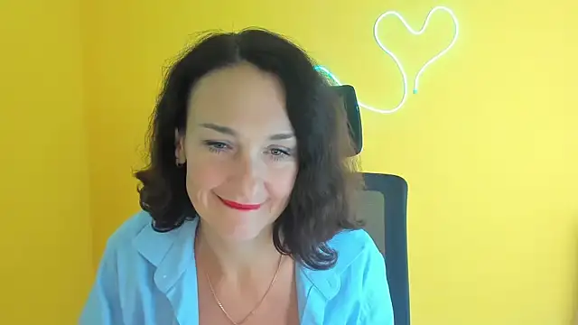 Snapshot of Rosie_Rosee chatting on 20, 10, 2025 Rosie Rosee online show from 20, 10, 2025