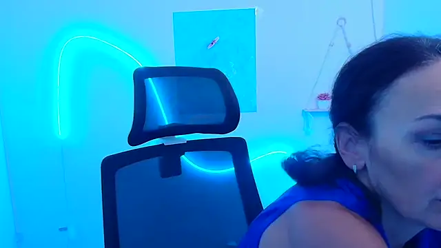 Snapshot of Rosie_Rosee chatting on 1, 12, 2025 Rosie Rosee online show from 1, 12, 2025