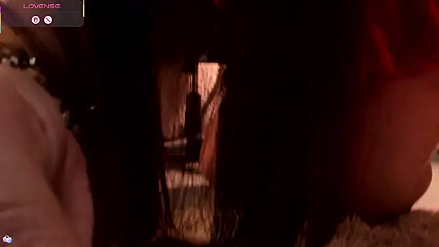 Miahsens online show from 8, 11, 2025